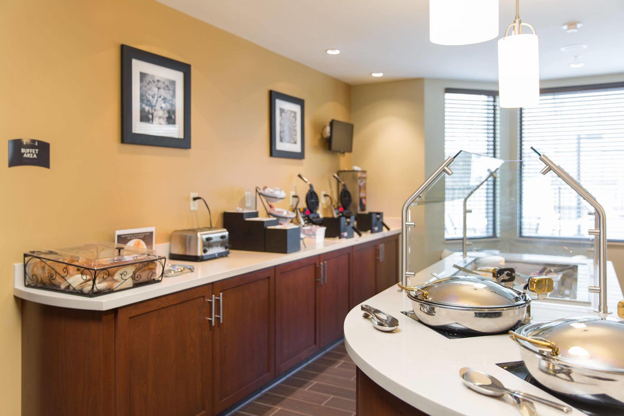 Staybridge Suites Corona South By Ihg Exterior foto