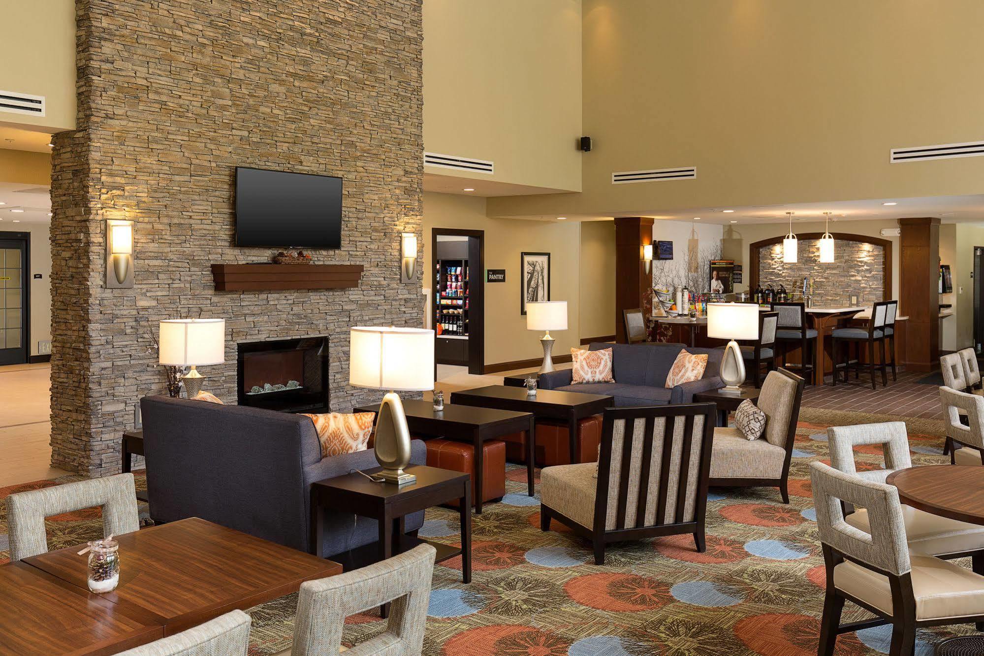 Staybridge Suites Corona South By Ihg Exterior foto
