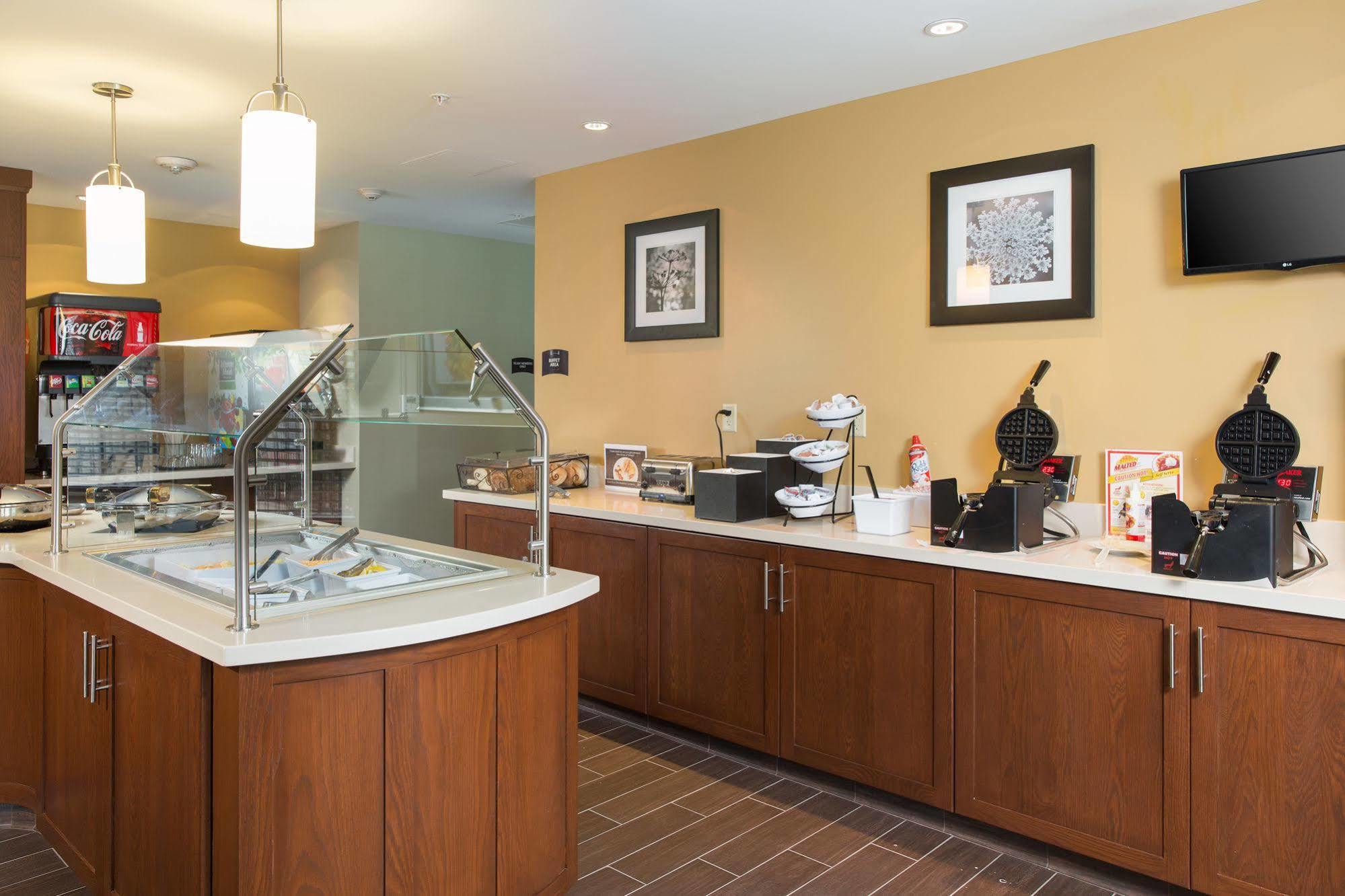 Staybridge Suites Corona South By Ihg Exterior foto